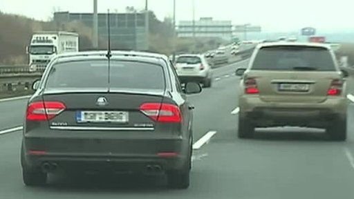 Policejní superby na dálnicích