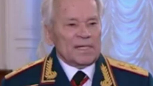 Zemřel Michail Kalašnikov