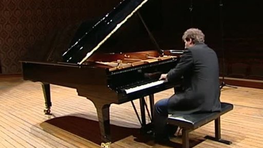 Klavírista Lukáš Vondráček: zázračné dítě