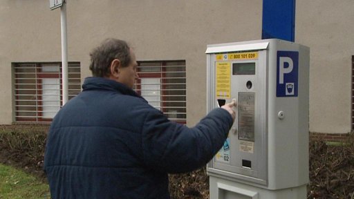Hradec koupí parkování