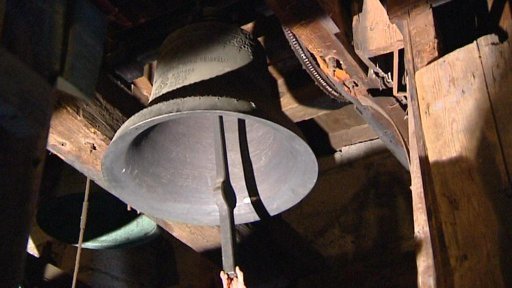 Návrat zvonů na věž plzeňské katedrály