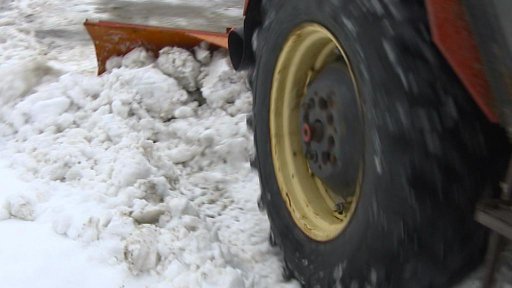 Na Vysočině se začalo s odklízením sněhu i z okrajových částí měst.