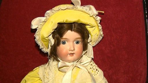 Zámek Červená Lhota hostí početnou sbírku historických panenek