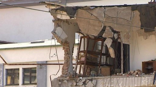 Lovosická radnice žádá zastavení demolice továrny v centru města