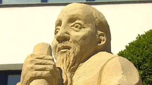 Vynálezce i králové jsou v Písku z písku