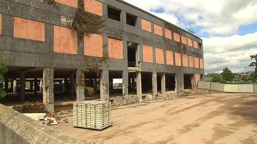 Azbest v obchodním centru Lužiny