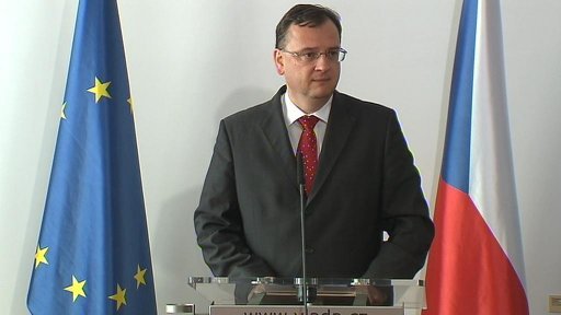 Premiér Nečas nerezignuje, svých spolupracovníků se zastal