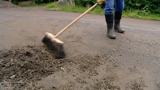 Starostové kritizují pravidla pro zaměstnávání lidí, kteří jsou dlouhodobě bez práce