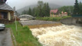 Povodňové ohrožení od rána vodohospodáři hlásili i na Labi pod Špindlerovým Mlýnem a později i na nižších částech řeky