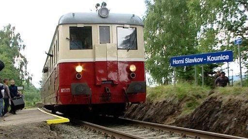Na železnici do Horního Slavkova se vrátí cestující