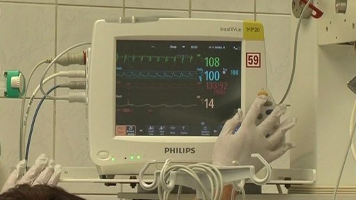 V kladenské nemocnici zemřel muž, který se otrávil metanolem