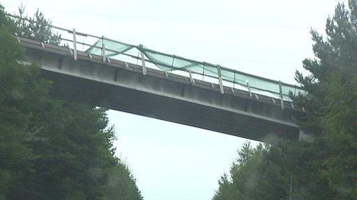 Jindřichově Hradci jsou místní zoufalí ze zastavené stavby silničního mostu