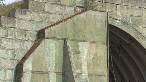 Budou vojenské hangáry v Milovicích vyhlášeny kulturní památkou?