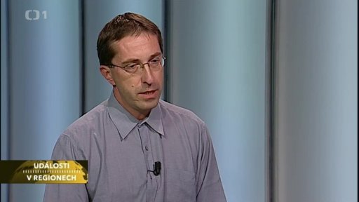 Nezávislý odborník Petr Žák vysvětluje v rozhovoru ve studiu výhody a nevýhody jednotlivých druhů osvětlení