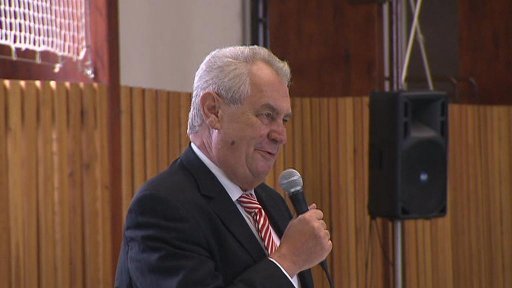 Prezident Miloš Zeman pokračuje v návštěvě středních Čech