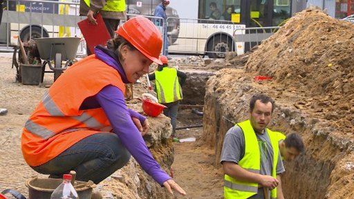 Archeologické nálezy v centru Pardubic odhalují dávná tajemství