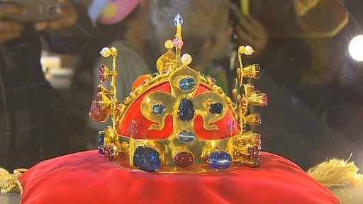 Písek oprašuje svoji královskou minulost