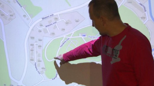 Policisté hledají svědky vraždy Romana Housky