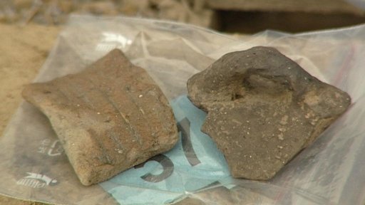 Stavba nejdelšího železničního tunelu zastavena kvůli archeologům