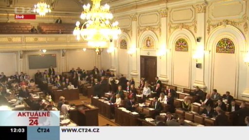 Sněmovna o razii ÚOOZ