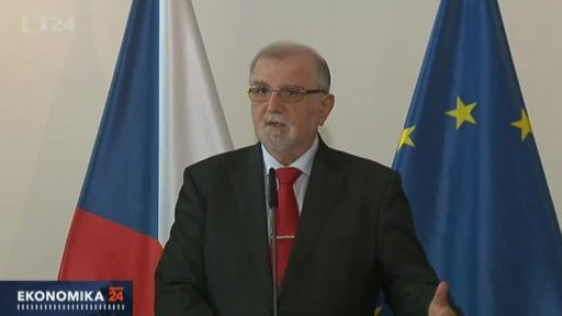 Česká národní banka zhoršila svůj výhled