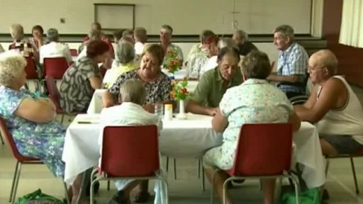 Přežije Mandelu jeho "duhový národ"?