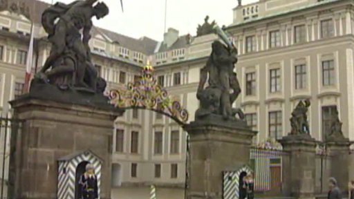 Příjezd Václava Klause na Hrad (2003)