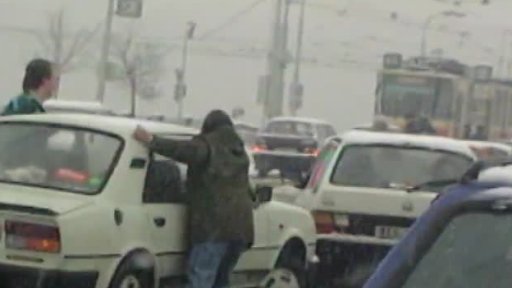 Sníh a dopravní komplikace v Praze (1993)