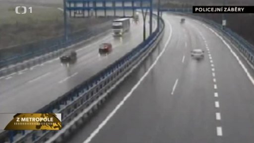 Kradeným autem v protisměru