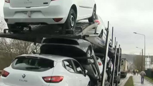 Problémy francouzských výrobců aut