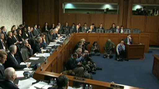 Clintonová k útoku na americký konzulát v Benghází