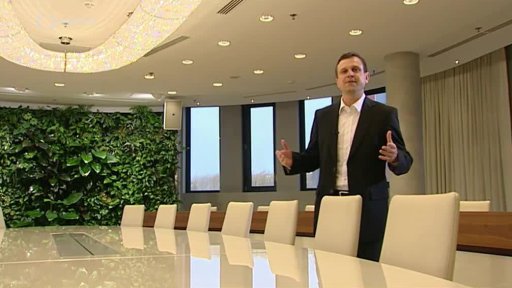 Úvodní slovo Petra Svěceného k jubilejnímu 100. dílu