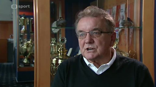 52 statečných: fotbalový trenér Dušan Uhrin