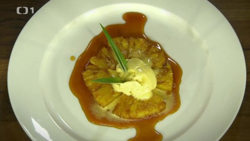 Restovaný ananas