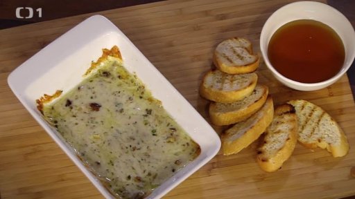 Pečené pecorino s ořechy