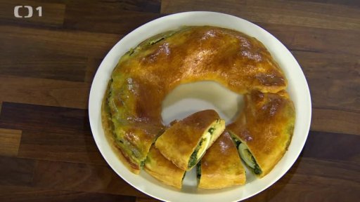 Věnec s vejci a špenátem