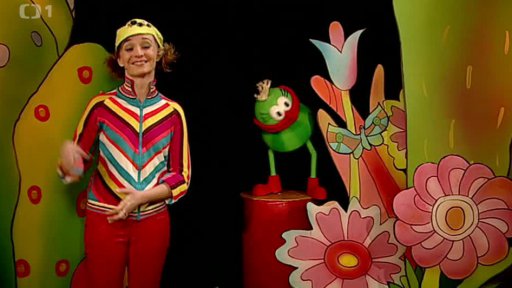 Muf spěchá s loučením, aby si už už mohli s Klárkou zahrát jeho novou hru „Člověče, zlob se!“