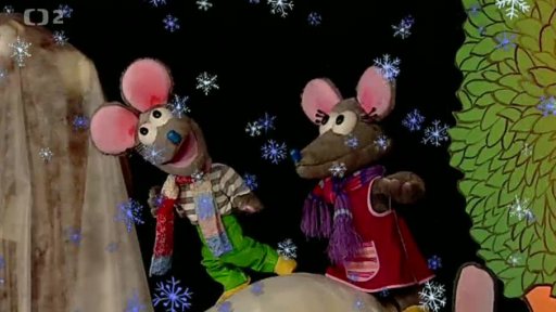 Muf promění Tryskomyši v sněžné sochy.