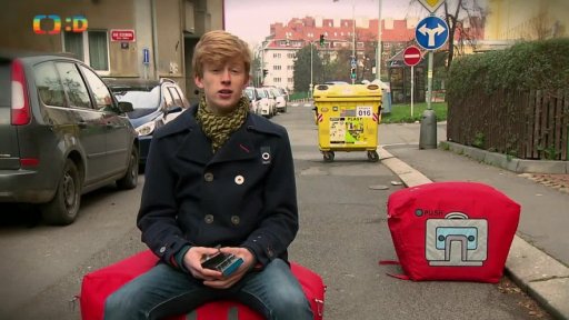 Adam uvádí Dé pětku