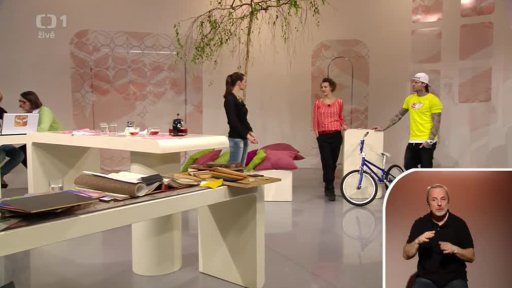 Městem na kole - Dominik Nekolný + Lucie Šplíchalová