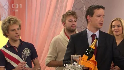 Jak servírovat šampaňské - Jakub Dubský