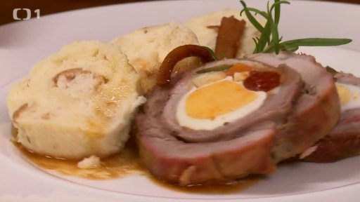 Vepřová roláda s hrníčkovými knedlíky