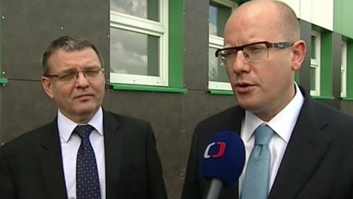 Zpoždění klíčových zákonů