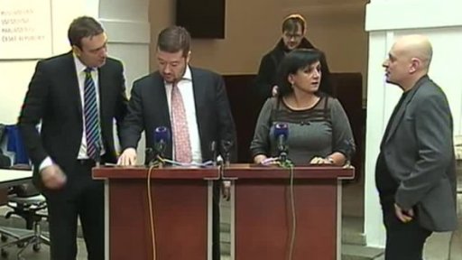 Vyřazení Kláry Samkové z kandidátky do eurovoleb