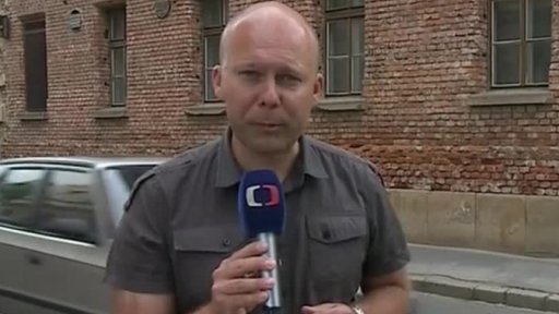 Divadelní novinky: Cena facky aneb Gottwaldovy boty