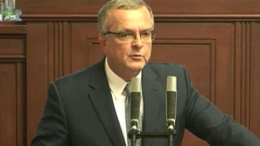 Sněmovna o Kalouskově omluvě