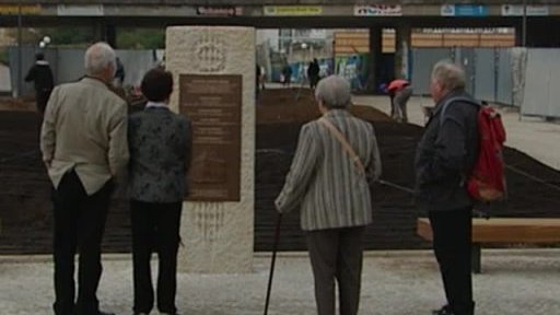 Pomník bojovníků ze skupiny ÚVOD