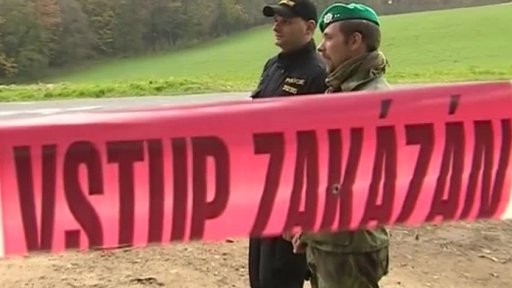 Vojáci hlídají Vrbětice