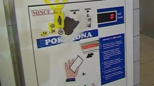 Přípravy na rušení poplatků