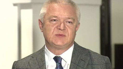 Platy zákonodárců